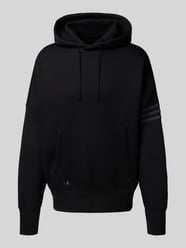 Hoodie mit überschnittenen Schultern und Känguru-Tasche von adidas Originals - 44