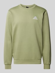 Sweatshirt mit Label-Stitching Modell 'FEELCOZY' von ADIDAS SPORTSWEAR Grün - 34