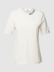 T-shirt z bawełny z detalem z logo od Tommy Hilfiger Biały - 26