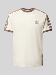 T-Shirt mit gerippten Abschlüssen von adidas Originals Beige - 12