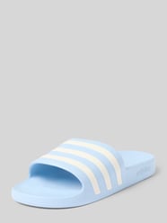 Klapki kąpielowe z tłoczonym logo Model 'ADILETTE AQUA' od adidas Sportswear - 36