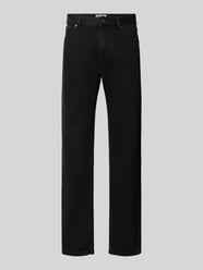 Jeansy o kroju straight fit z kieszeniami wpuszczanymi od REVIEW - 28