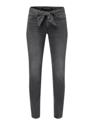 Slim Fit Jeans mit Gürtel von Marc O'Polo - 26