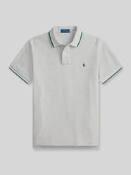 Koszulka polo o kroju regular fit z czystej bawełny z paskami w kontrastowym kolorze od Polo Ralph Lauren - 25