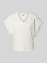 T-Shirt mit V-Ausschnitt Modell 'HOLYA' von ICHI - 26