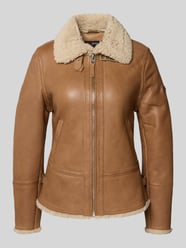 Jack van lamsnappa met platte kraag van Cabrini Beige - 3