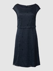 Knielanges Kleid mit floralem Muster von Betty Barclay Blau - 40