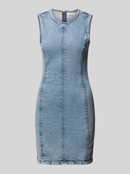 Jeanskleid mit Rundhalsausschnitt von Gina Tricot Blau - 40