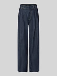 Jeans mit Gesäßtaschen Modell 'ARTEMIDE' von MANGO - 26