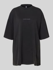 Oversized T-Shirt mit Label-Print von Karo Kauer - 10