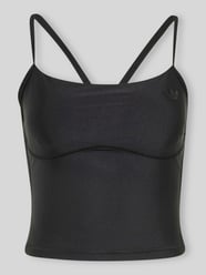 Top sportowy o kroju skinny fit z detalem z logo od adidas Training - 2