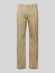 Chinosy o kroju regular fit z mieszanki bawełny model ‘DENTON’ od Tommy Hilfiger - 35