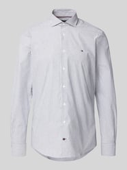 Slim Fit Businesshemd aus Baumwoll-Mix von Tommy Hilfiger Tailored - 42