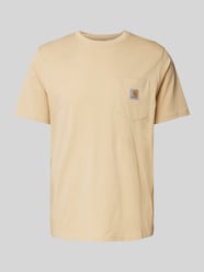 T-Shirt mit Label-Patch Modell 'POCKET' von Carhartt Work In Progress Beige - 14