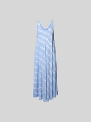Midikleid mit U-Ausschnitt von Juvia - 8
