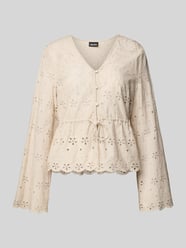 Regular Fit Langarmbluse mit Lochstickerei Modell 'ARMORINE' von Pieces Beige - 22