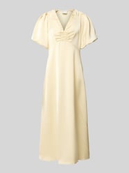 Midikleid mit V-Ausschnitt und Puffärmeln Modell 'Illana' von Neo Noir - 38
