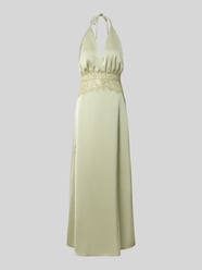 Maxikleid aus Satin mit Taillenband aus Spitze Modell 'Jasine' von Neo Noir - 38