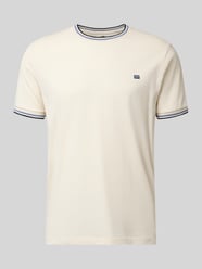 t-shirt z paskami w kontrastowym kolorze i okrągłym dekoltem od Christian Berg Men - 6