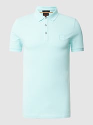 Poloshirt mit Logo-Detail Modell 'PASSENGER' von BOSS Orange Türkis - 42
