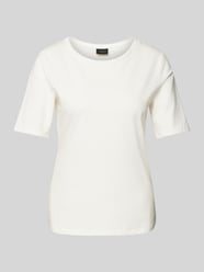 T-shirt o kroju shaped fit z mieszanki bawełny z satynowym obszyciem przy dekolcie od s.Oliver BLACK LABEL - 35
