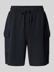 Relaxed Fit Sweatshorts mit Cargotaschen von Christian Berg Woman - 4