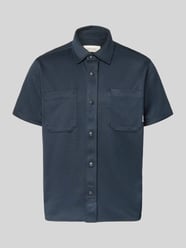 Koszula casual z kieszenią na piersi, krój regular fit, model 'ADRIAN' od Blend - 39