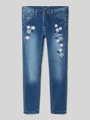 Jeansy o kroju skinny fit z haftami od Guess - 5