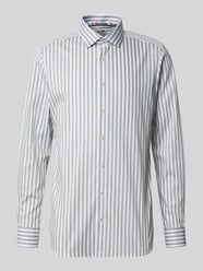 Slim fit zakelijk overhemd met kentkraag van OLYMP Level Five Beige - 14