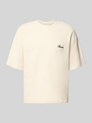 t-shirt z okrągłym dekoltem i wyhaftowanym logo od REVIEW - 10