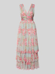 Abendkleid mit Volantsaum und V-Ausschnitt von Lace & Beads Pink - 39