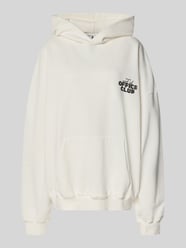 Oversized Hoodie mit Känguru-Tasche von Karo Kauer - 1