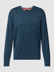 Sweatshirt mit V-Ausschnitt von Christian Berg Men Blau - 45