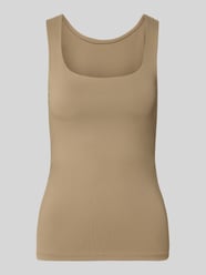 Top typu tank o kroju slim fit z dekoltem w łódkę model 'LULA' od PIECES - 19