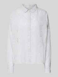 Bluzka koszulowa o kroju regular fit z haftem angielskim model ‘LUCY’ od 0039 Italy - 36