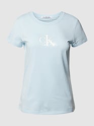 Slim Fit T-Shirt mit Paillettenbesatz Modell 'SEQUIN' von Calvin Klein Jeans Blau - 2