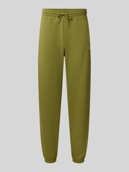 Regular Fit Sweatpants aus Baumwoll-Mix mit Label-Stitching von New Balance - 1