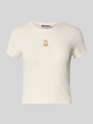 T-shirt z wyhaftowanym motywem od REVIEW - 47