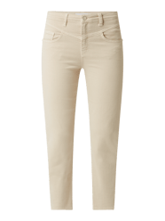 Cropped Straight Fit Jeans mit Stretch-Anteil von Rich & Royal Beige - 43