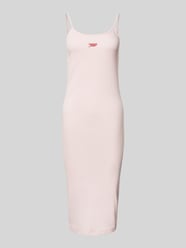 Midikleid in Ripp-Optik von Tommy Jeans Pink - 31