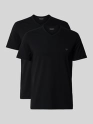 T-Shirt mit V-Ausschnitt im 2er-Pack von Emporio Armani - 42