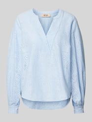 Bluzka o kroju regular fit z haftem angielskim model ‘YEN SINA’ od MOS MOSH - 38