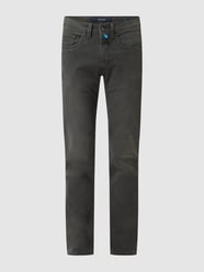 Tapered Fit Jeans mit Stretch-Anteil Modell 'Lyon' - 'Futureflex' von Pierre Cardin Grün - 4