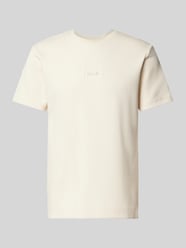 T-Shirt mit Label-Applikation Modell 'Q-Series' von Balr. Beige - 19