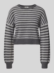 Sweter z dzianiny o kroju relaxed fit ze wzorem na całej powierzchni model ‘PIUMO’ od ONLY - 16