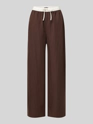 Wide Fit Stoffhose mit Viskose-Anteil von REVIEW - 31