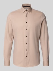 Slim fit zakelijk overhemd met kentkraag van OLYMP Level Five Beige - 31