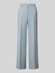 Flared Stoffhose mit Bügelfalten von P&C* curated by GLAMOUR - 8