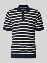 Poloshirt mit Polokragen und kurzer Knopfleiste von MCNEAL - 41