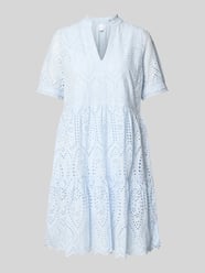 sukienka mini z haftem angielskim model 'Holi' od YAS - 41